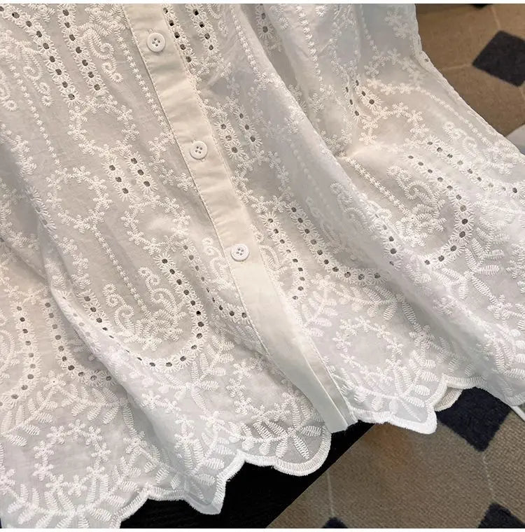 Blusa Bordada Cuello Calado Verano