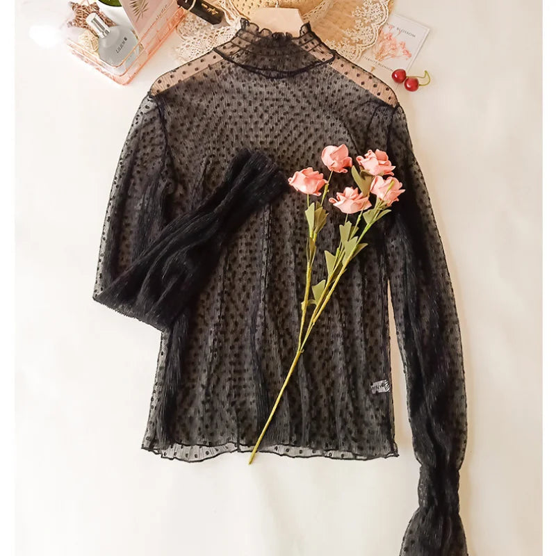 Blusa Malla Transparente Cuello Alto Encaje