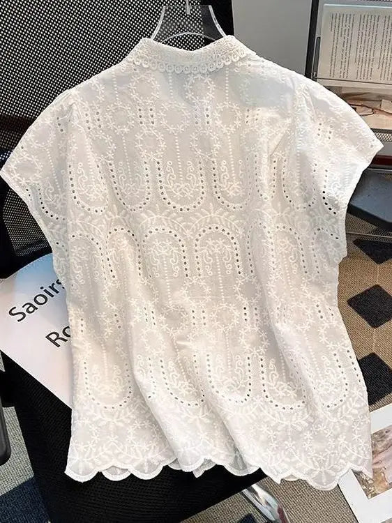 Blusa Bordada Cuello Calado Verano